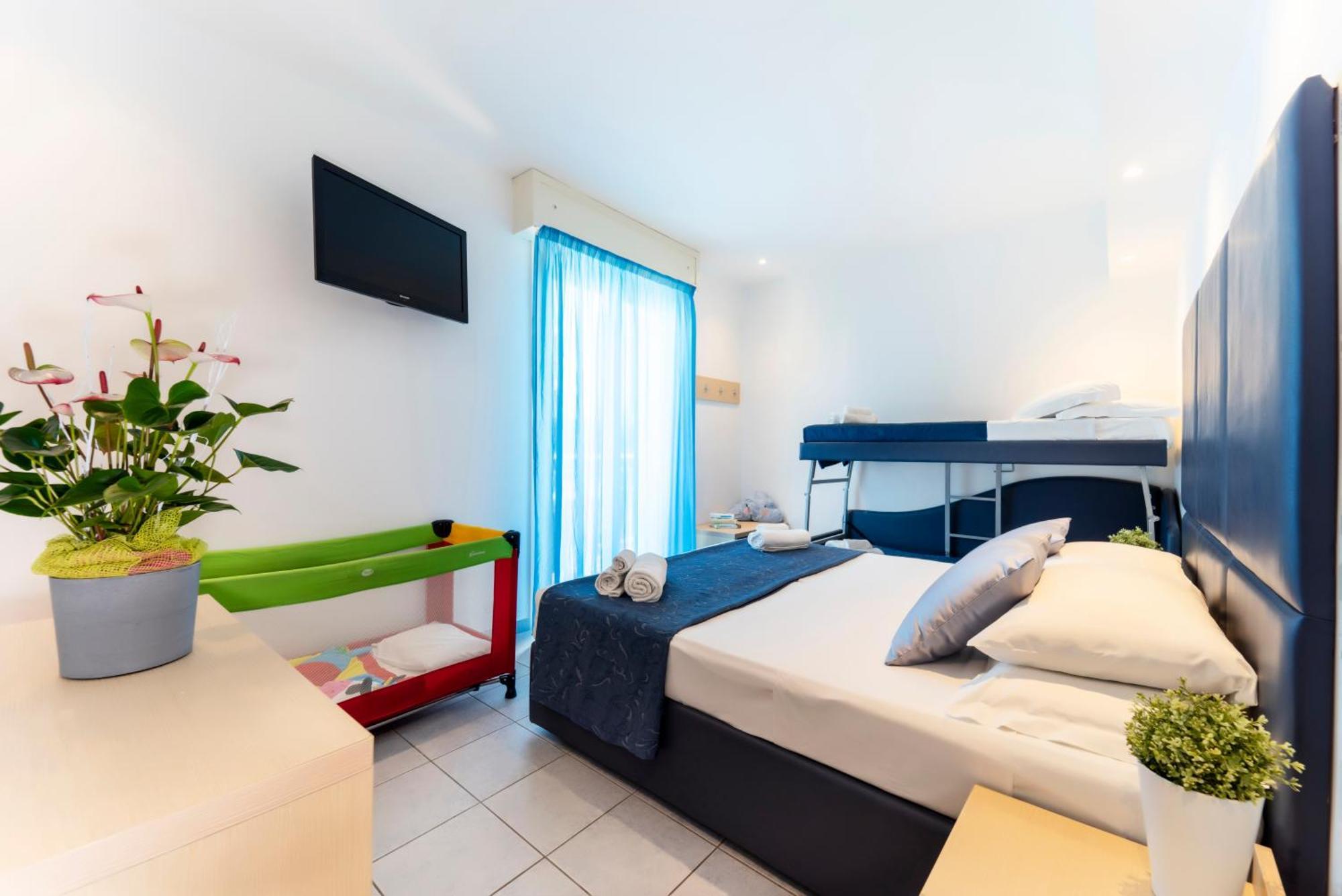 Baby Family Hotel Alda Amelia Cattolica Esterno foto